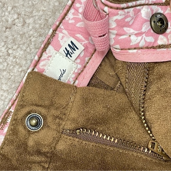 H&M L.O.G.G Tan Faux Suede Skirt for 3-4T Toddler - Picture 8 of 13